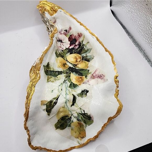 DECOUPAGE HUGE OYSTER SHELL - Picture 4 of 4